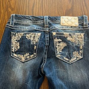 Miss me jeans mid rise east straight size 27 inseam 31